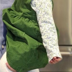 [Baby Boden] Green Corduroy Dress With Meadow Flowers Shirt 6-12 Months